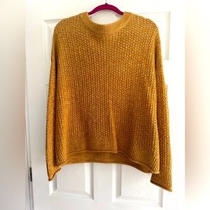 Women’s Universal Thread Sweater